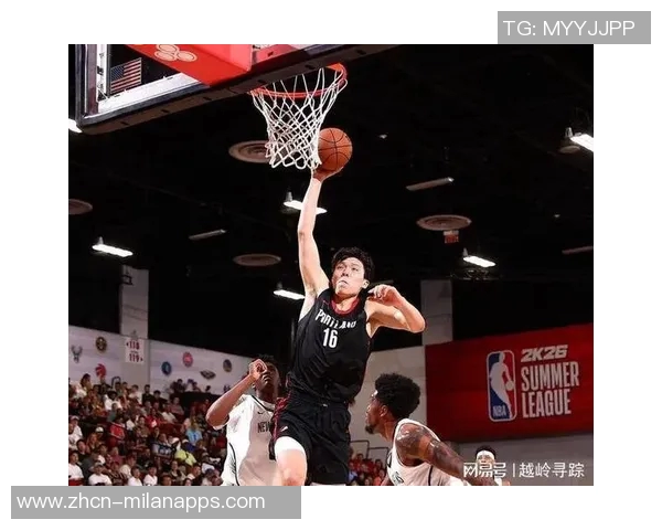 哈利伯顿称赞杨瀚森传球能力强调他能迅速适应NBA比赛节奏 哈利伯顿称赞杨瀚森传球能力强调他能迅速适应NBA比赛节奏