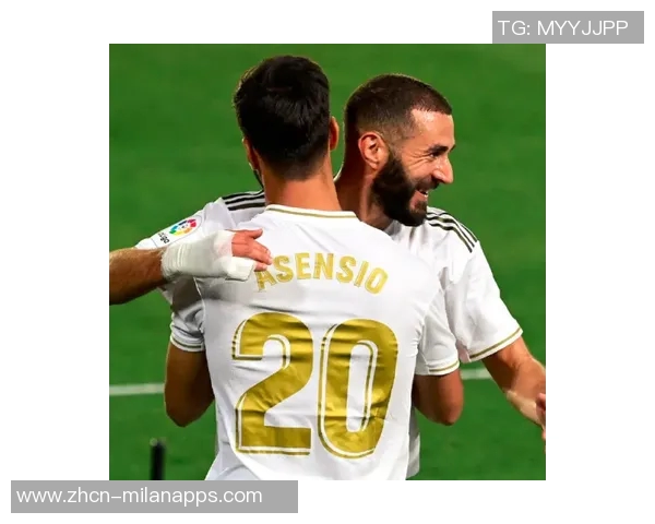 卡马乔谈维尼修斯情绪波动与阿隆索适应首赛季的挑战