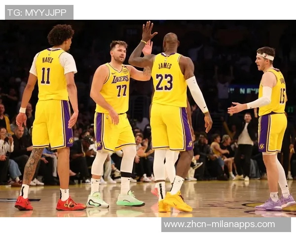 东契奇感慨若与里夫斯状态更佳今日球队得分或可突破150大关 东契奇感慨若与里夫斯状态更佳今日球队得分或可突破150大关