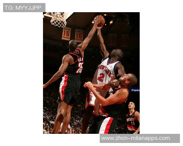 开拓者官方发布庆祝海报利拉德与杨瀚森携手替补席欢庆胜利 开拓者官方发布庆祝海报利拉德与杨瀚森携手替补席欢庆胜利